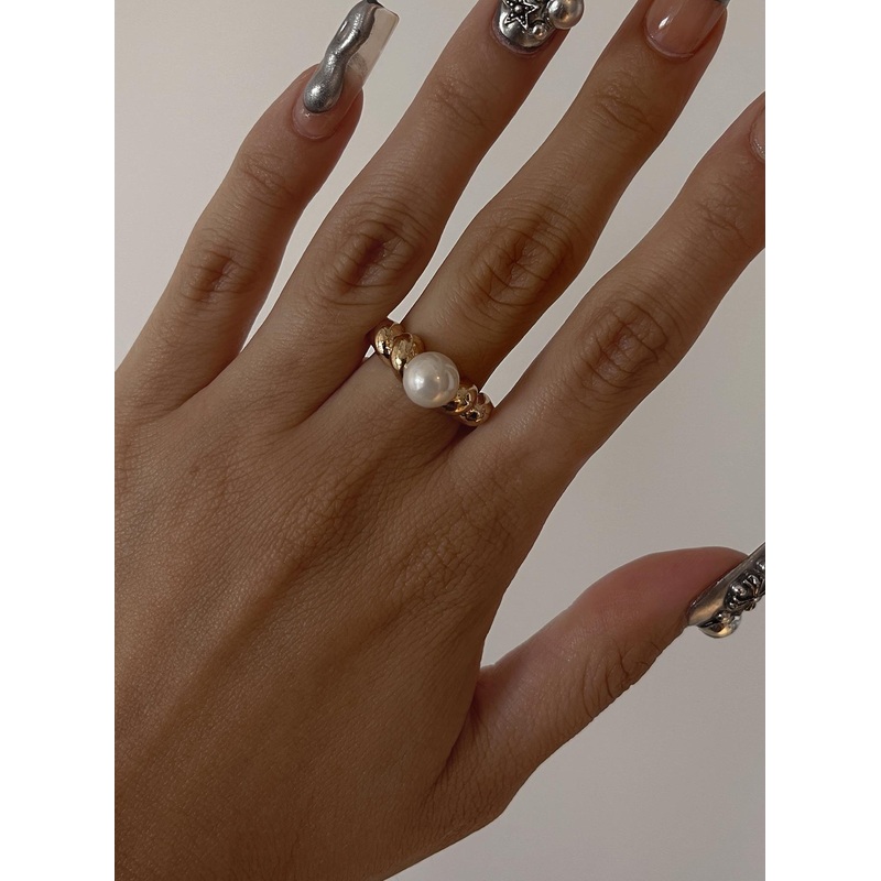 Zegler Pearl Ring Gold