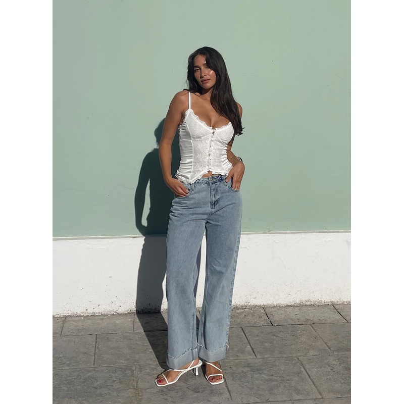 Ollie Straight Leg Jean Light Wash Denim
