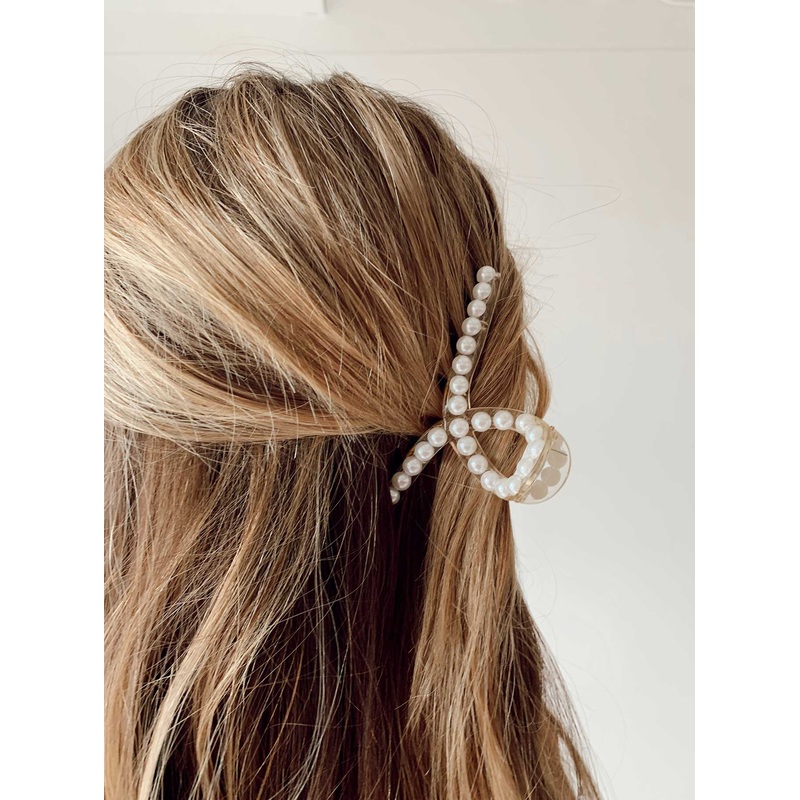 Tilton Pearl Hair Clip White