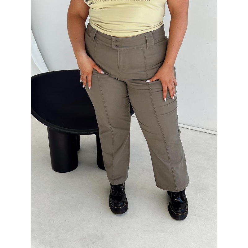 Bass Drop Mid Rise Bootleg Pant Curve Khaki