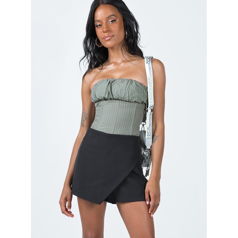 Indianna Cross Over Skort Black