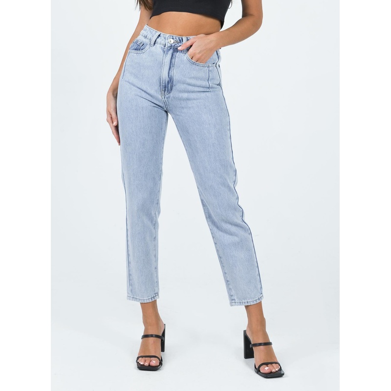 Curzon Mom Jeans Denim