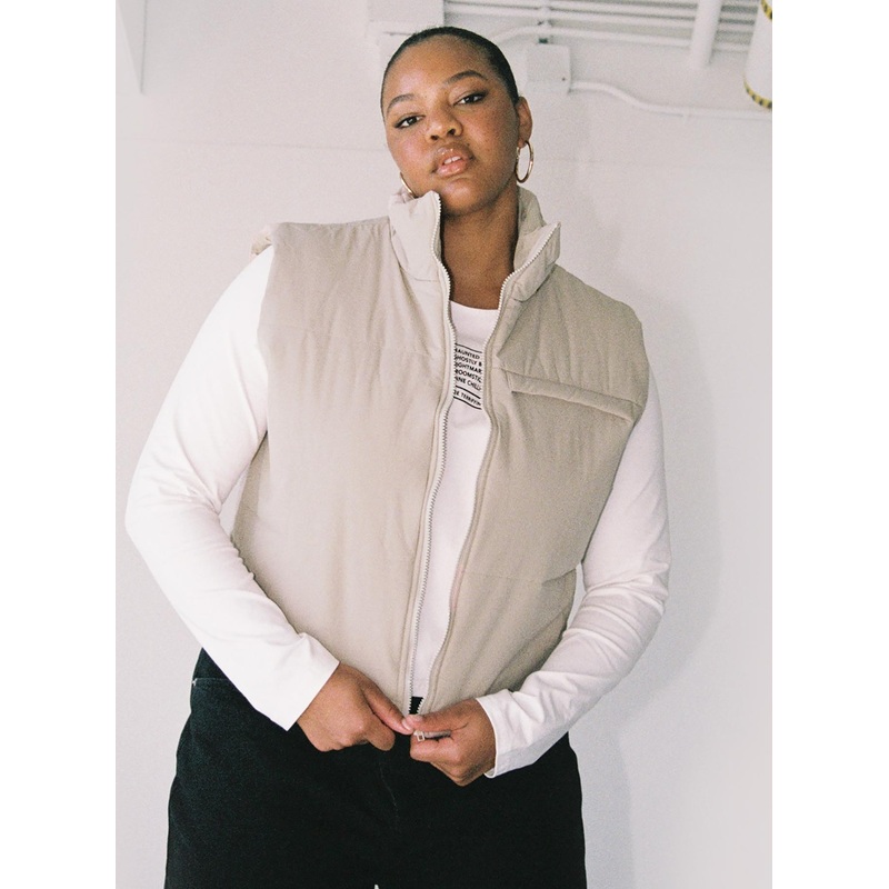 Kirby Puffer Vest Cream Curve