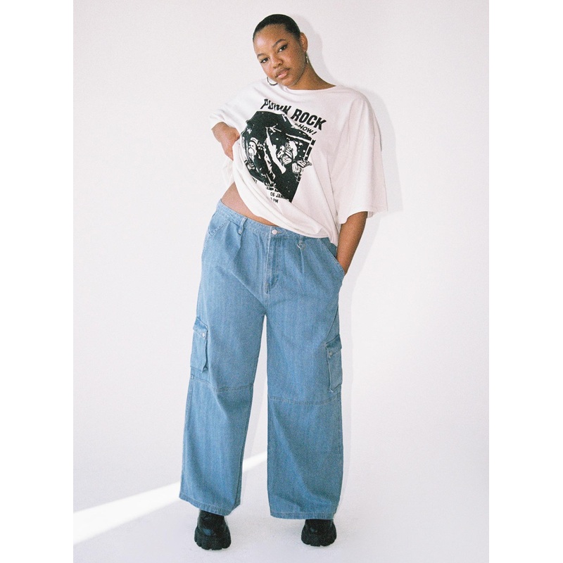 Paige Mid Rise Cargo Jean Denim Curve