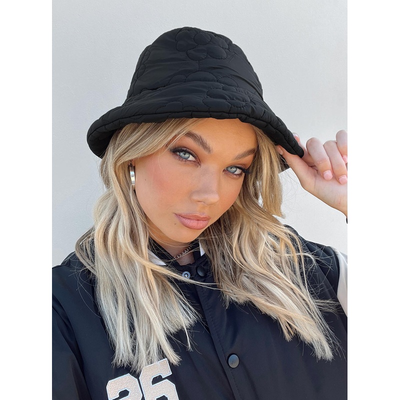 Reina Puffer Hat Black