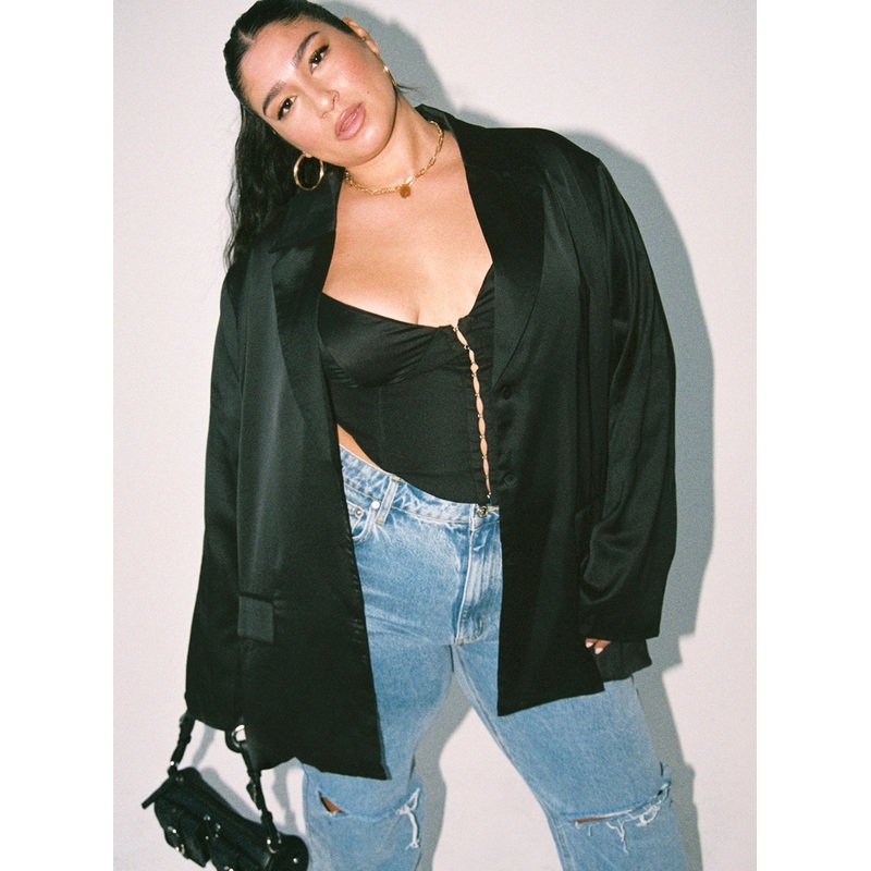 Toddy Satin Blazer Black Curve
