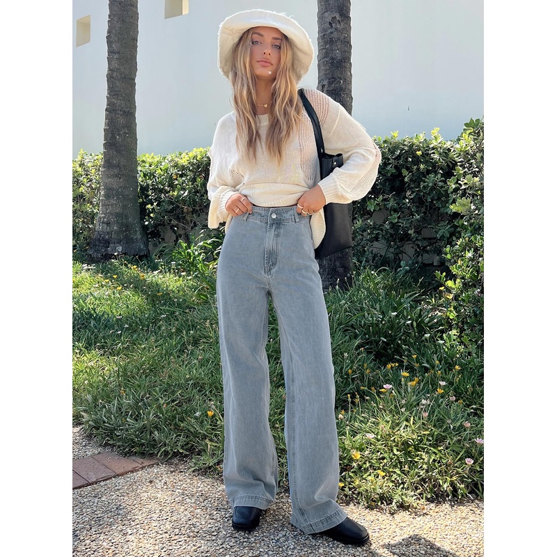 Tari Wide Leg Jeans Light Wash Denim