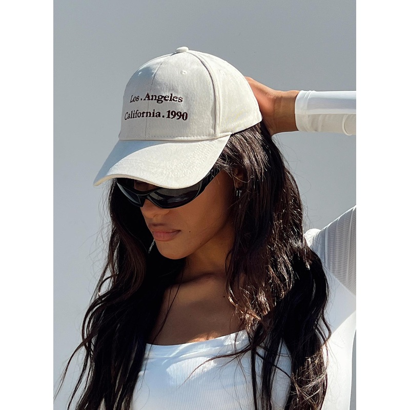1990 LA Cap Beige