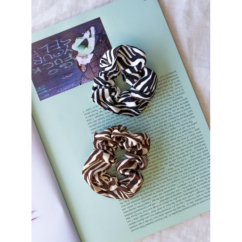Zebra Moment Scrunchie Pack