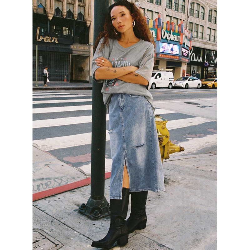 Belsie Midi Skirt Light Wash Denim