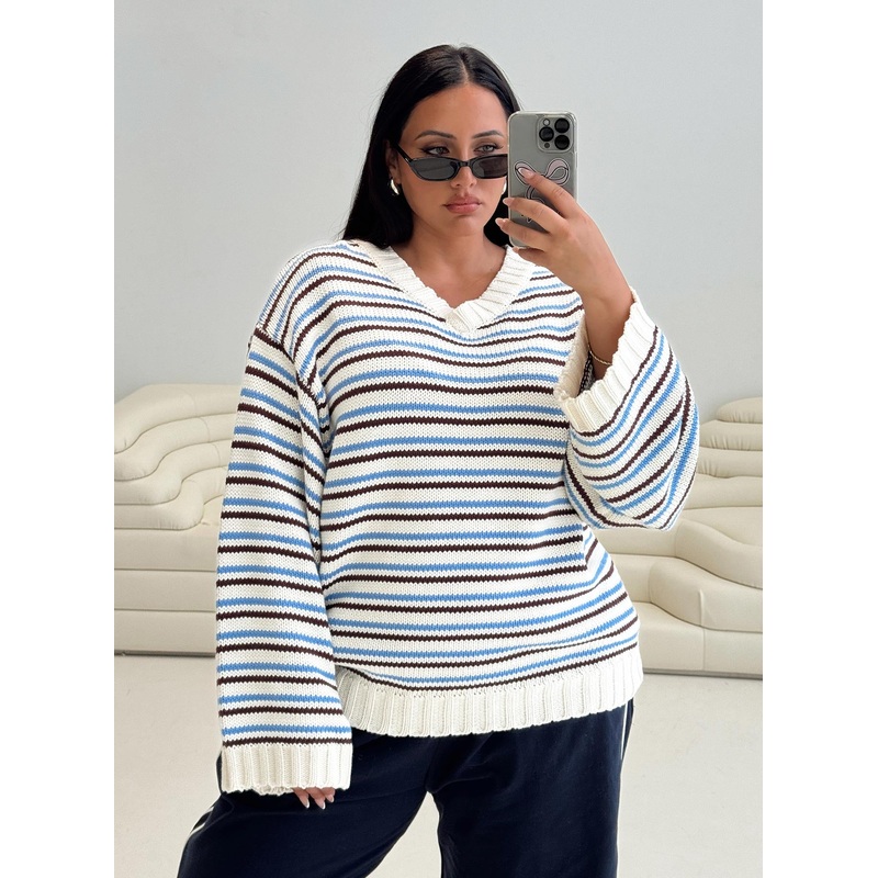 Karolyn Sweater Blue Stripe Curve