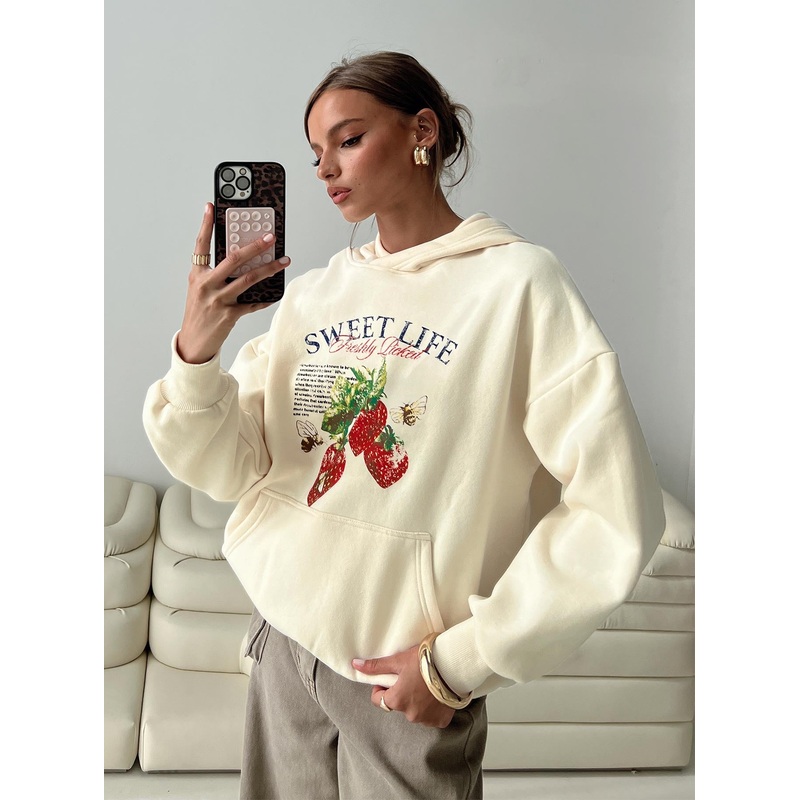 Sweet Life Graphic Sweater Cream