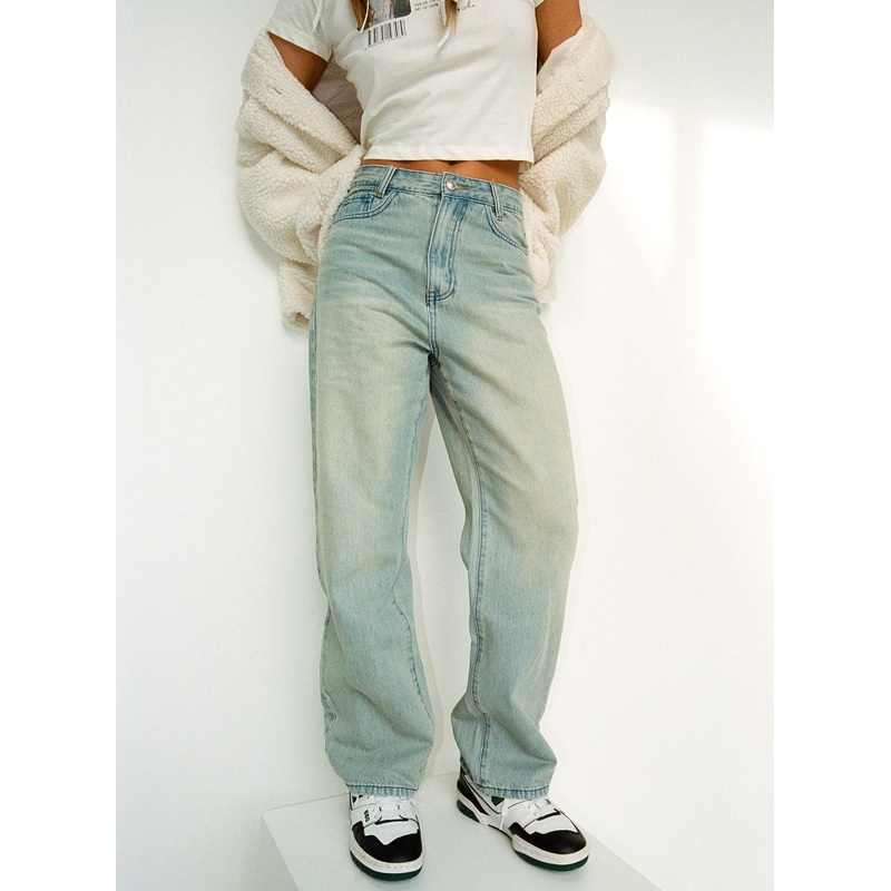 Clear The Air Jeans Light Wash Denim
