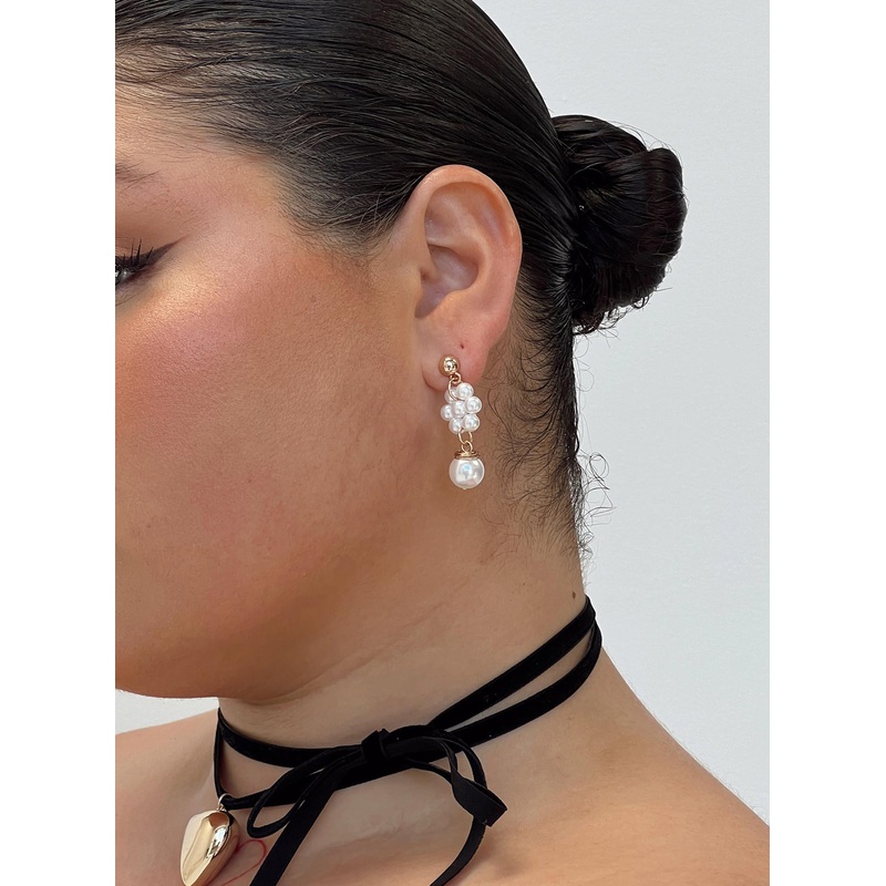 Nataly Earrings Pearl