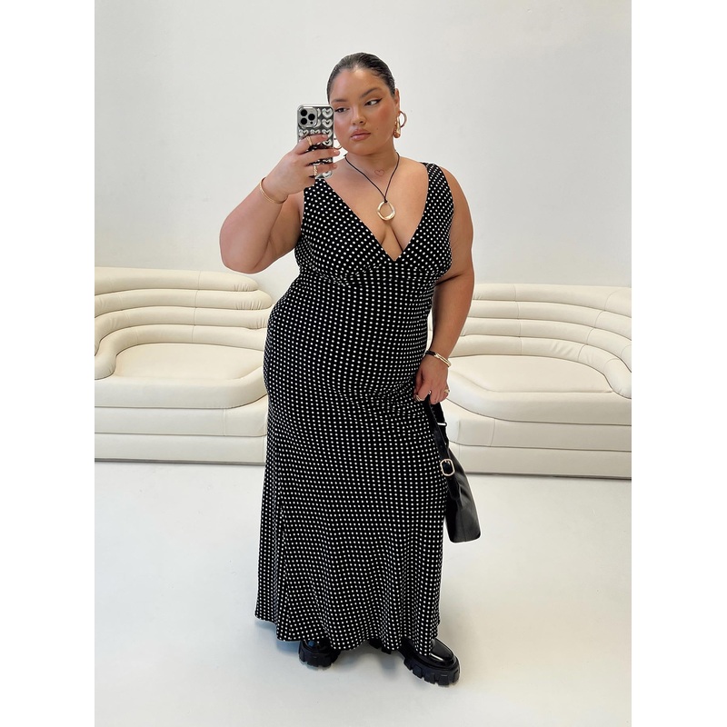 Nellie Maxi Dress Black Polka Dot Curve