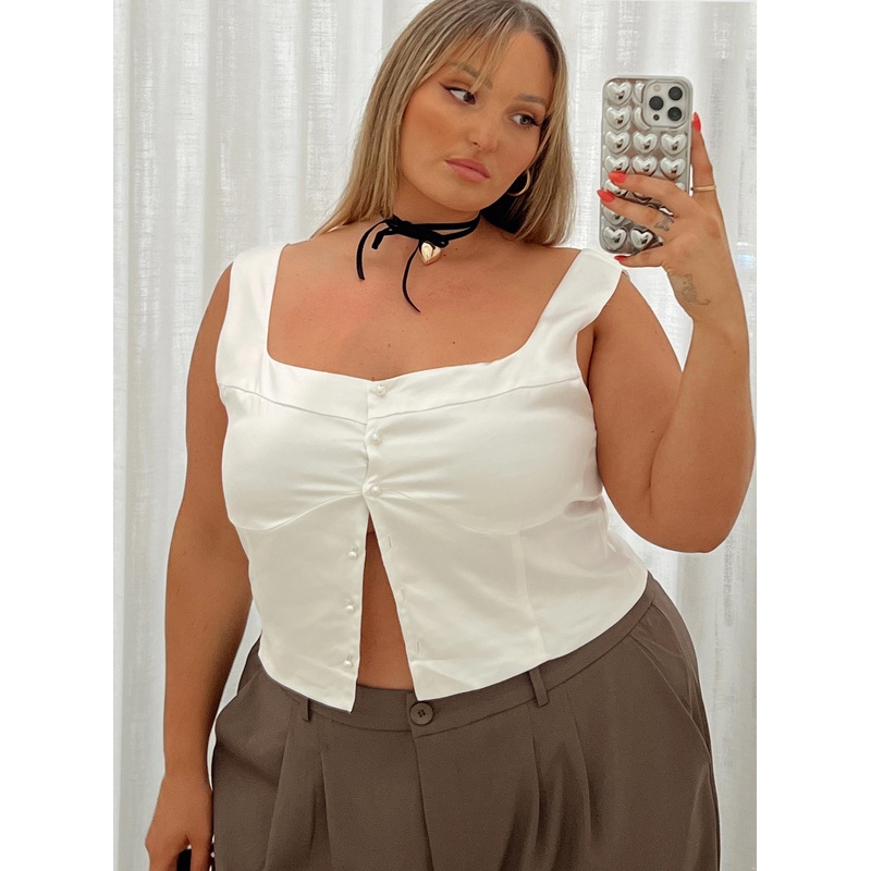 Yeah The Pearls Top Ivory Curve