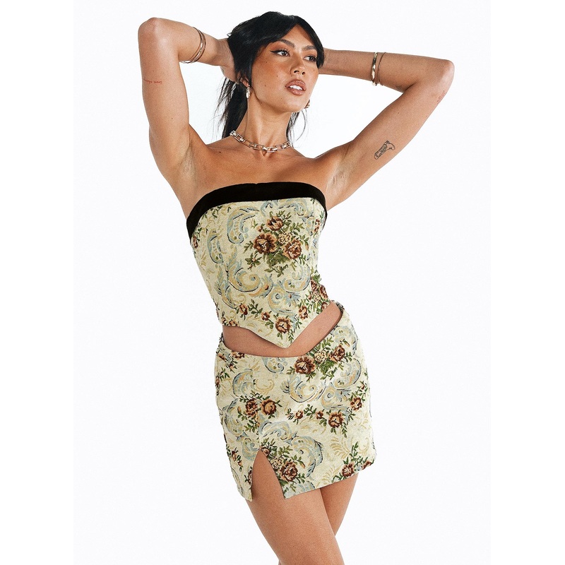 Cazale Mini Skirt Tapestry