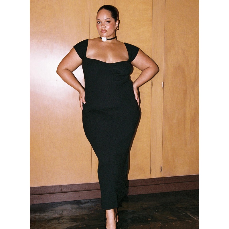 Larissa Maxi Dress Black Curve