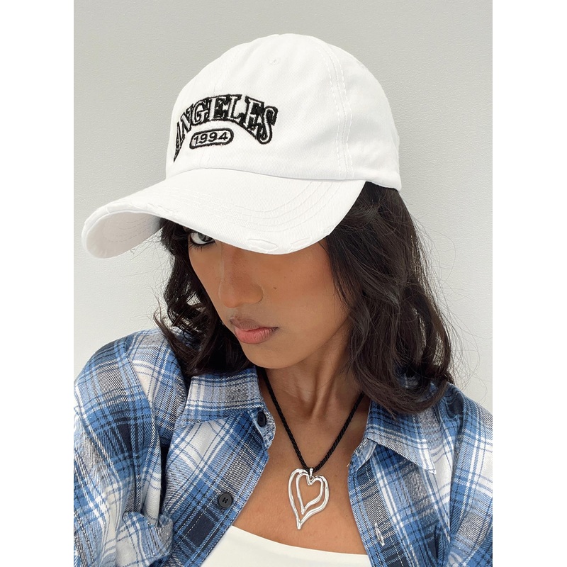 Daymien Cap White