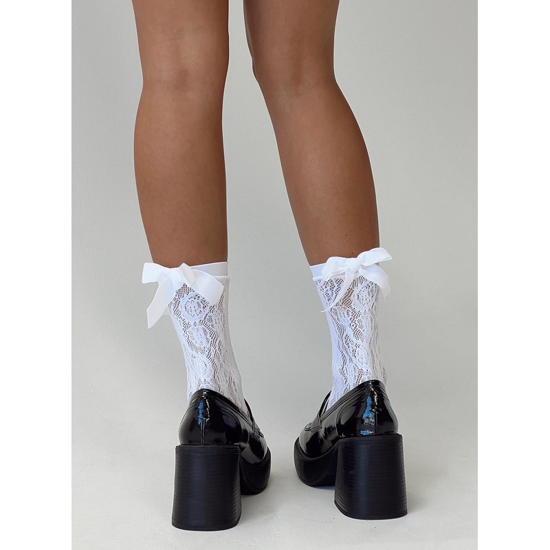 Gracehill Socks White