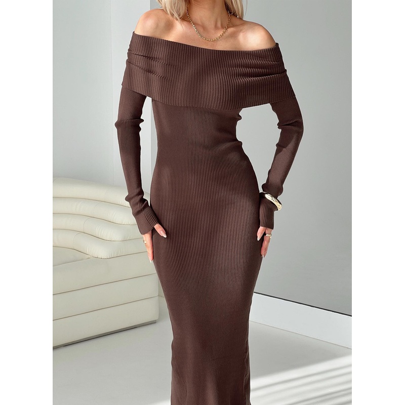 Phylis Off The Shoulder Maxi Dress Chocolate