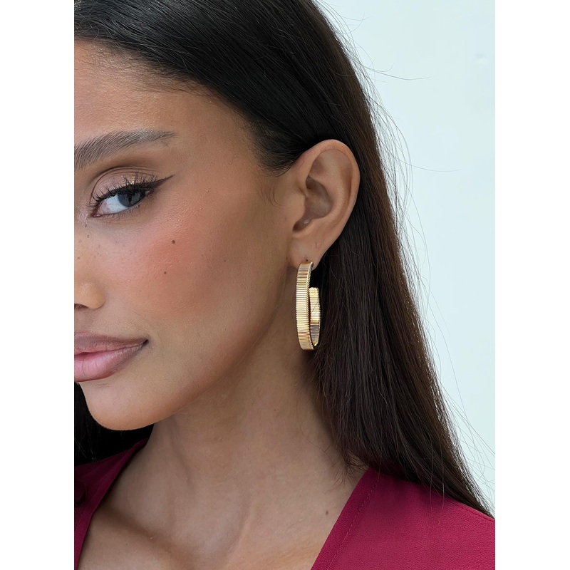 Love Is A Feeling Earrings Gold