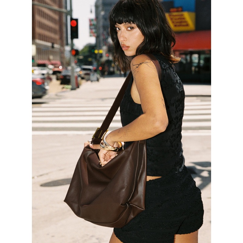 Varney Shoulder Bag Brown