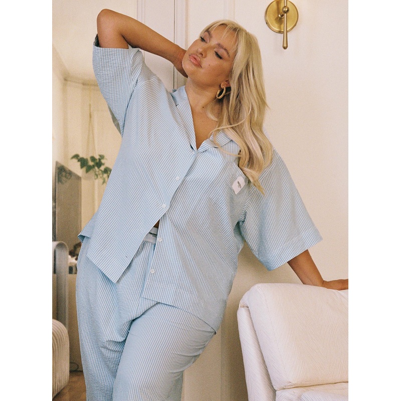Early Riser Sleep Shirt Blue Stripe Curve