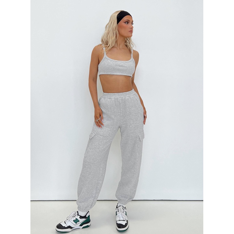 Frow Set Grey