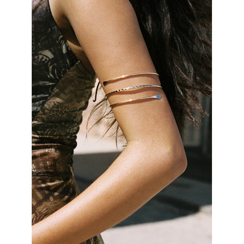 Money Moves Cuff Gold
