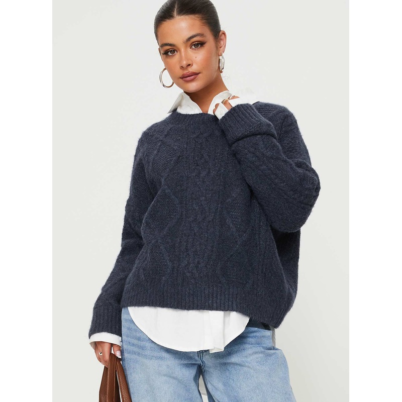 Canlish Cable Knit Sweater Navy
