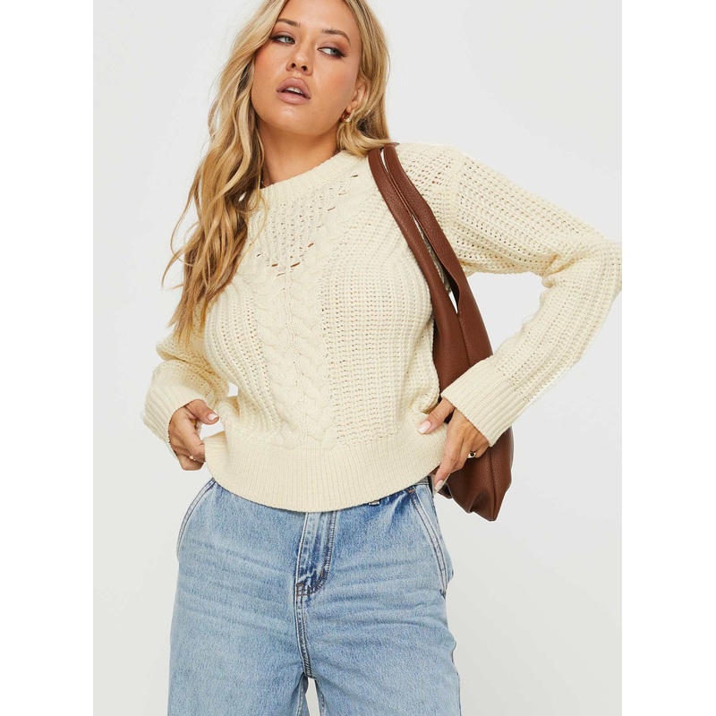 Kynlee Cable Knit Sweater Cream