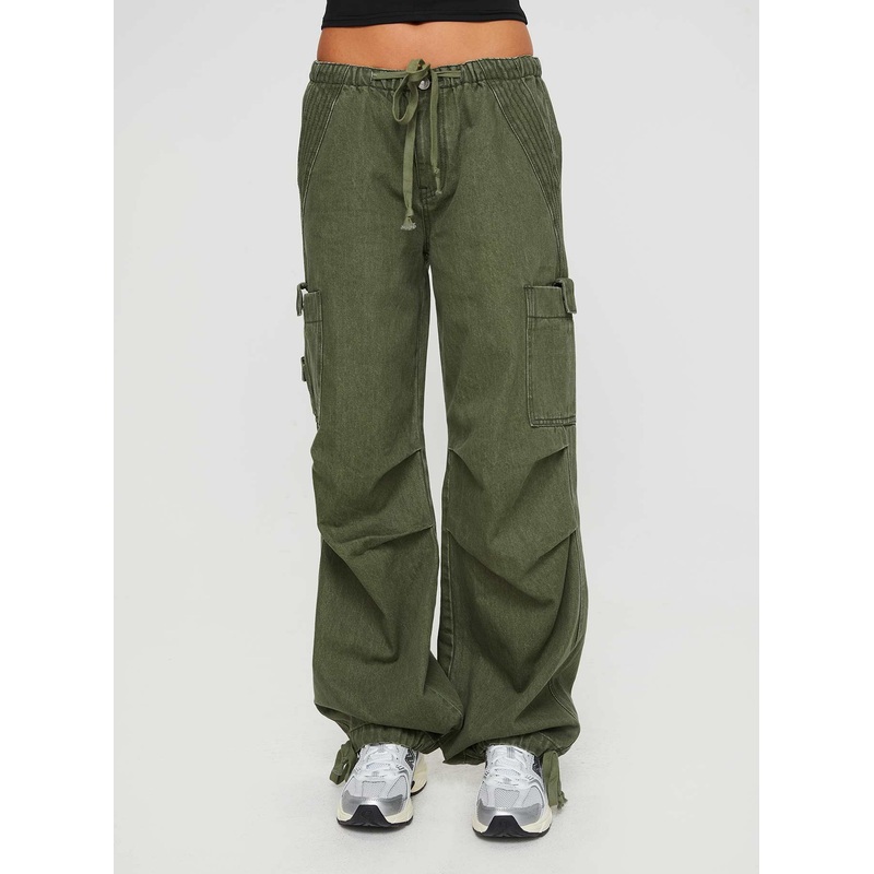 Verlaine Low Rise Cargo Jeans Olive