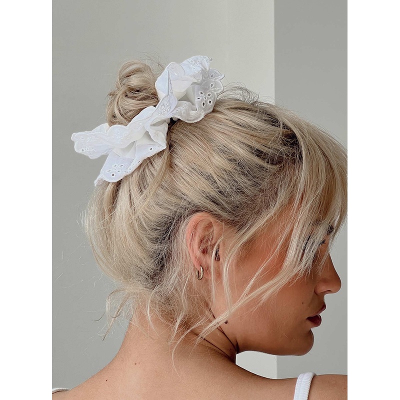 Kayte Scrunchie White