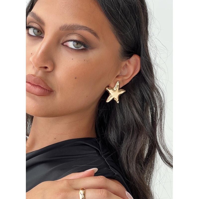 Pretty Lady Earrings Gold
