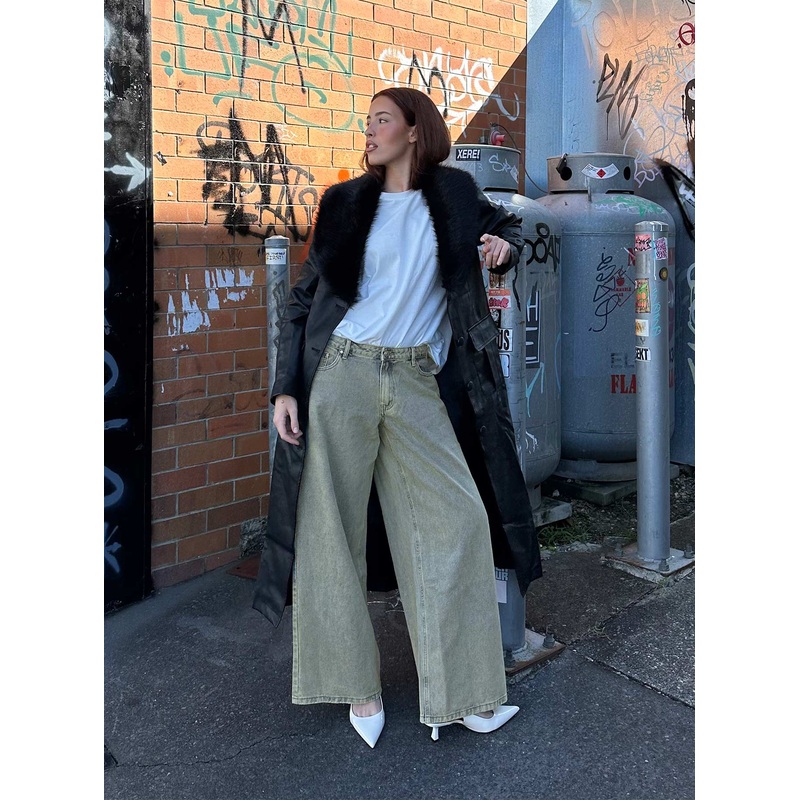 Jaycee Low Rise Wide Leg Jeans Antique Wash
