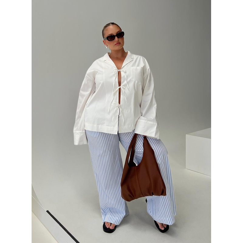 Spiri Shirt White Curve