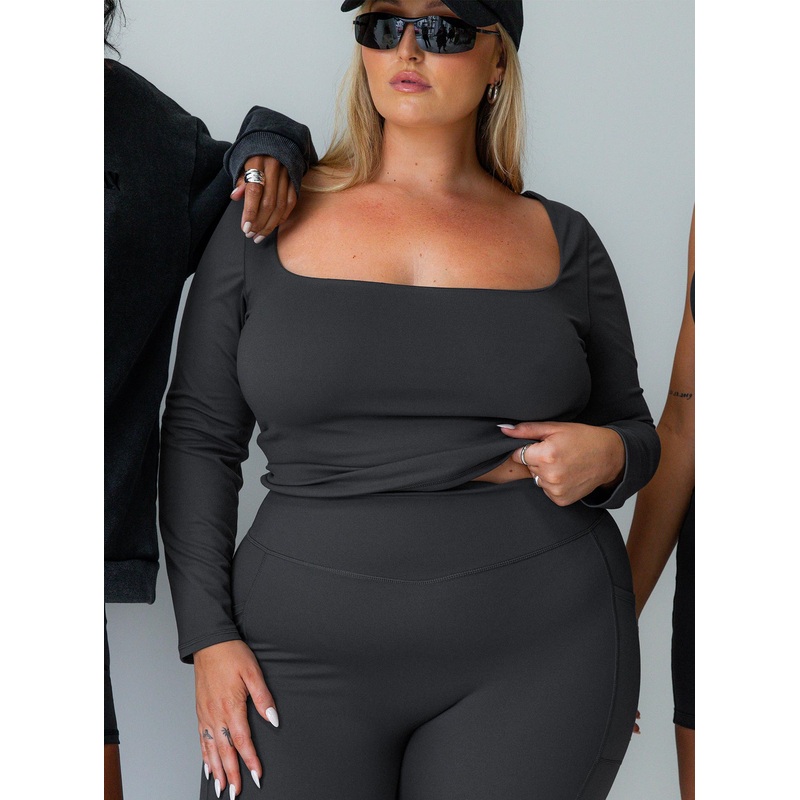 Thriving Activewear Top Grey Curve