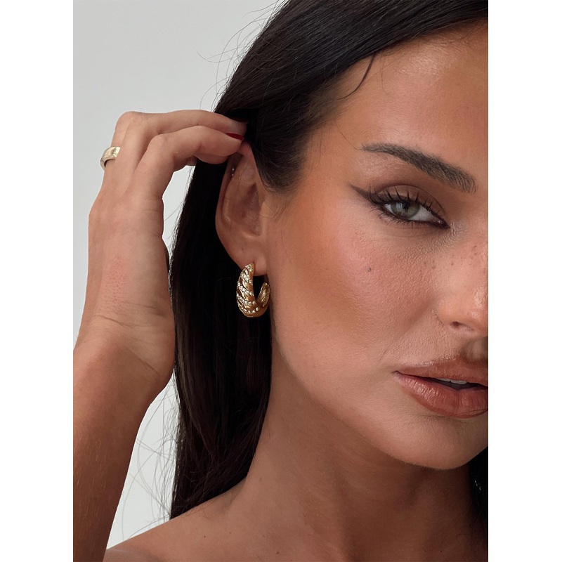 Daxtan Croissant Earrings Gold