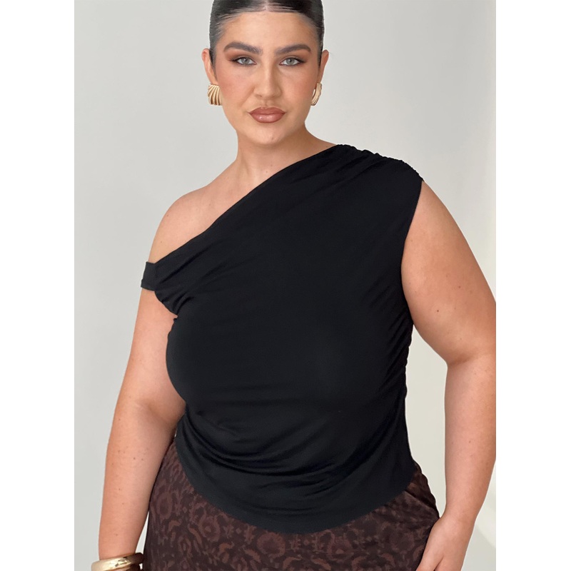 Beller Top Black Curve