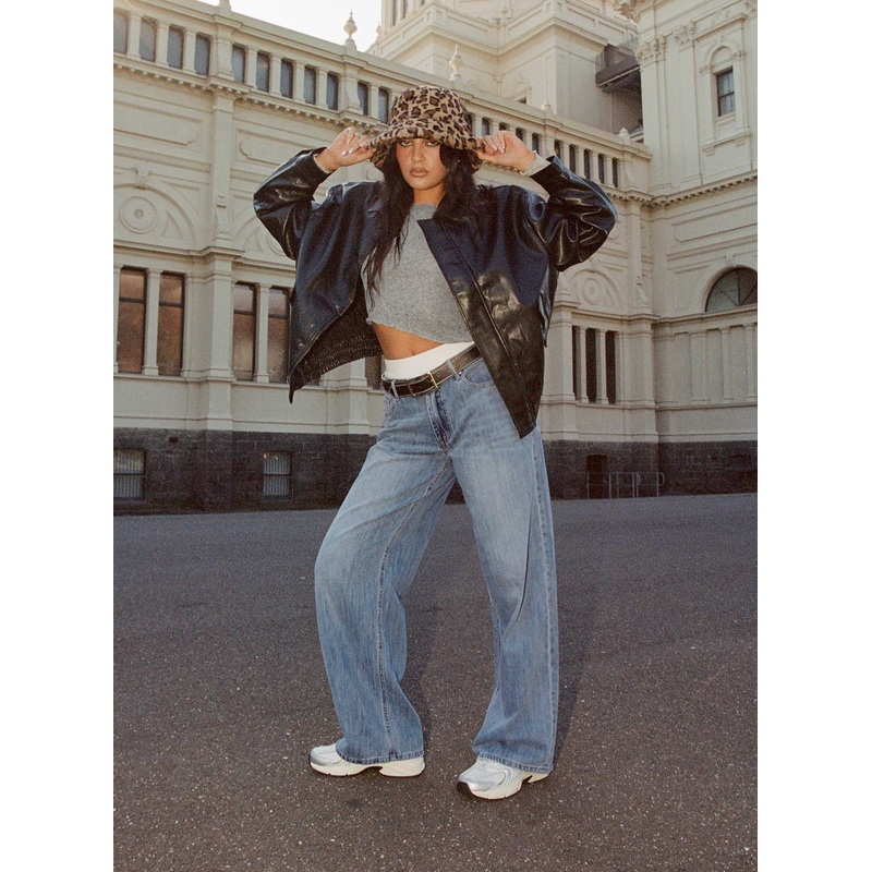 Moonshine Wide Leg Jeans Mid Wash