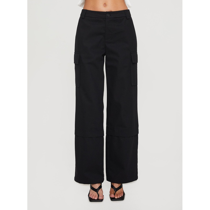 Raider Low Waist Cargo Pant Black