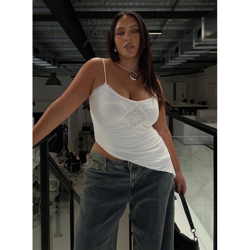 Amabella Asymmetric Top White Curve