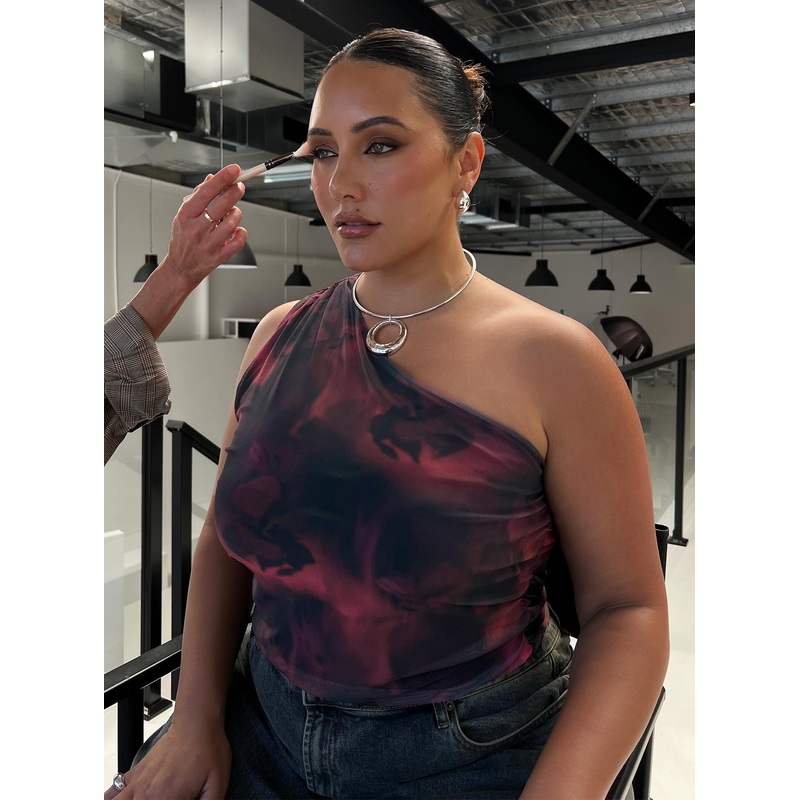 Annem One Shoulder Top Black / Red Curve