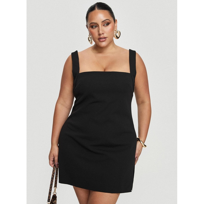 Bombshell Mini Dress Black Curve