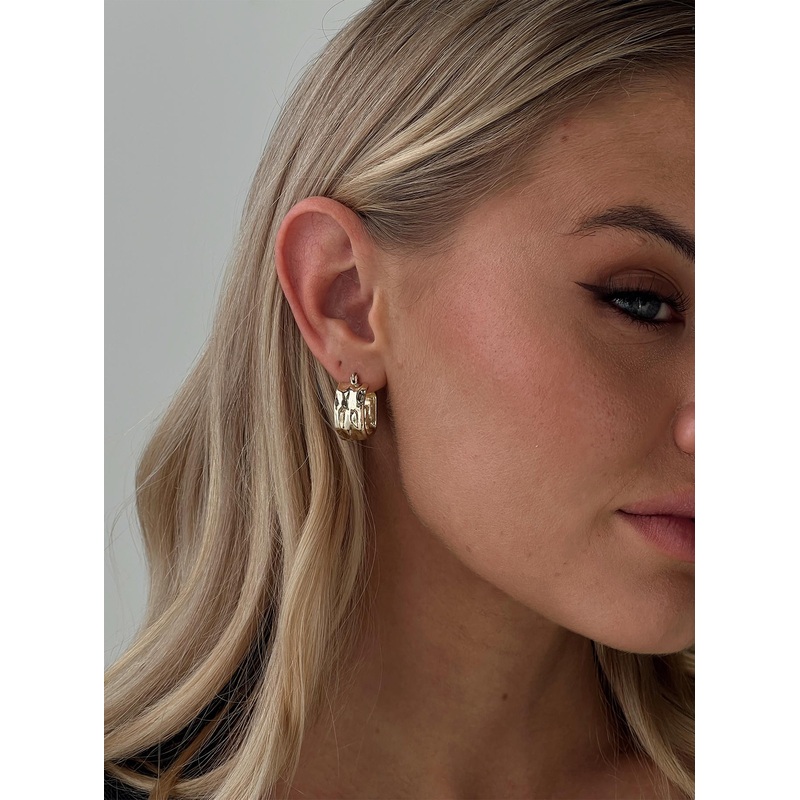 Fast Nights Earrings Gold