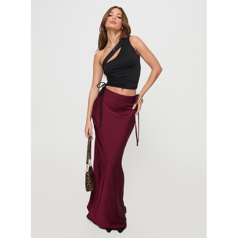 Fluttering Maxi Skirt Burgundy