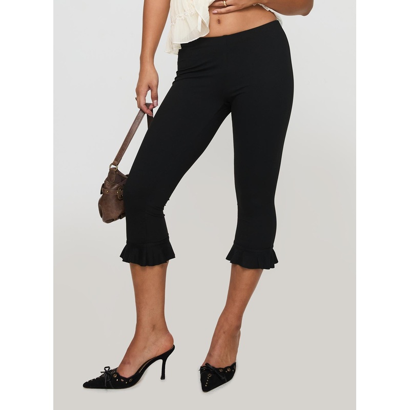 Witchcraft Capri Pants Black