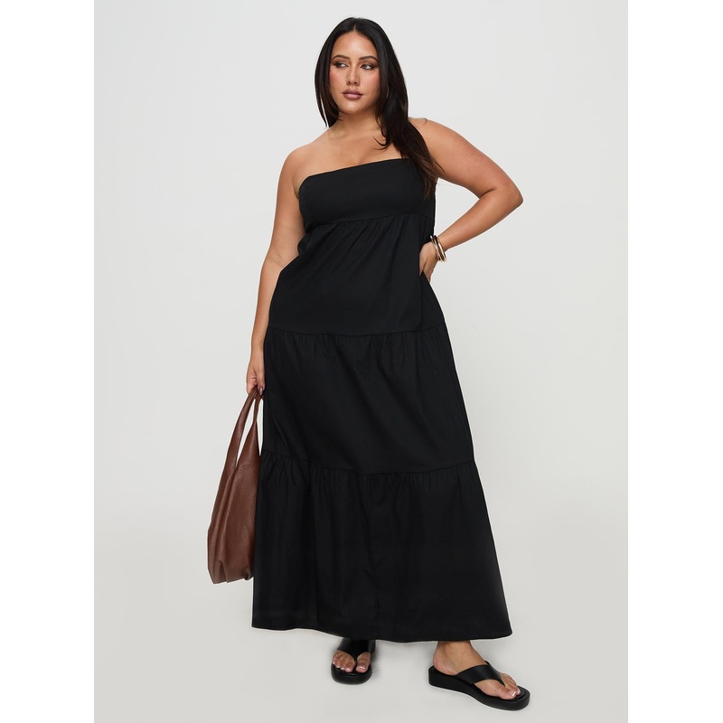 Osment Maxi Dress Black Curve