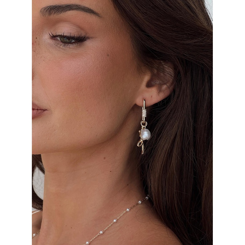 Plus One Charm Earrings Gold